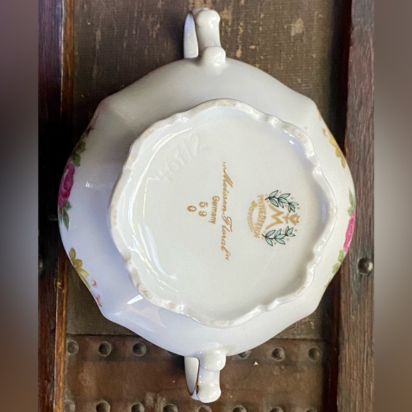 Meissen Floral by MITTERTEICH Sugar Bowl - Picture 3 of 5